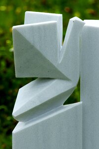 Sweet mourning sculpture