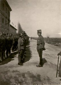 Truppen-Inspizierung Seiner Majestät in Venetien 18.3.18. (BildID 15616484)