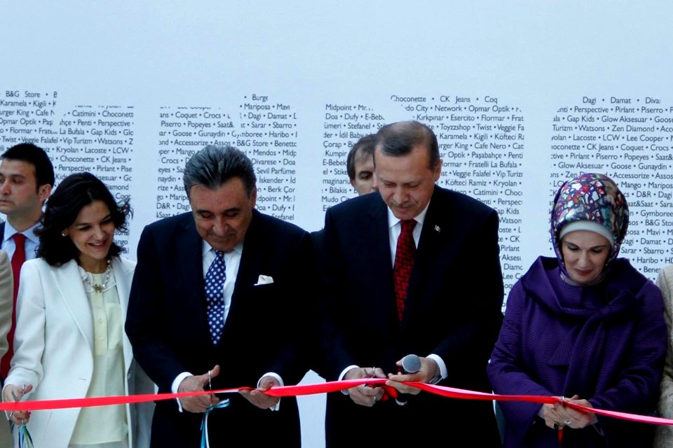 Trump AVM opening ceremony (cropped) 2