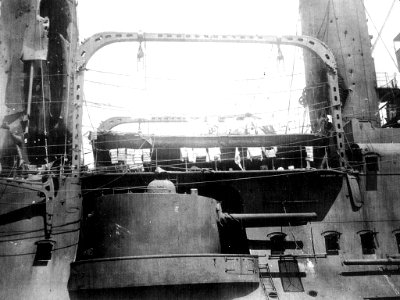 Tsesarevich1904Qingdao-gun