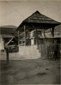 Tröppolach, Ansicht der elektrischen Zentrale, Elektrozug 208-12 Ka, mit Leitungsausführungen und Kühleinrichtung, aufgenommen am 3. Mai 1916 (BildID 15474004)