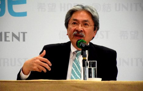 Tsang announcement to run for hk ceo 4