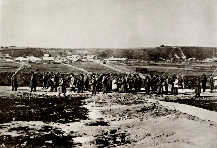Tschechow, Anton - Sträflinge werden zu dem Posten Aleksandrowsk auf Sachalin geführt (Zeno Fotografie)