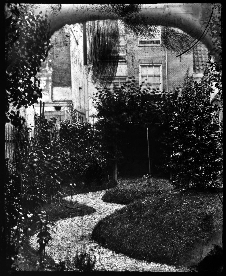 Tuin familie Lalleman, Tuin gezien naar achterzijde, 1860-1870 (max res)