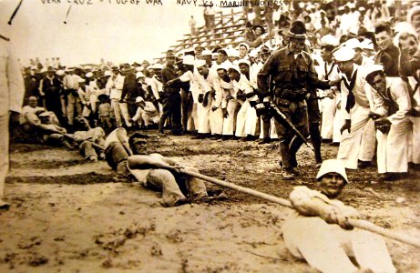 Tug-of-War between U.S. Navy and U.S. Marine Corps in 1914 (27288018775)