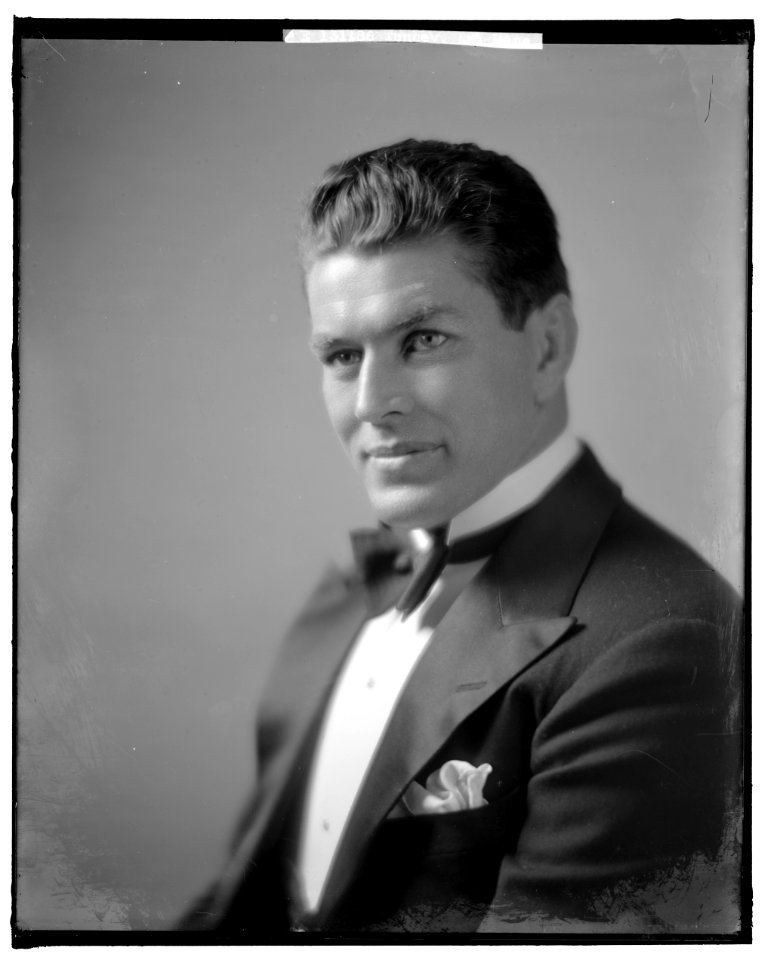 TUNNEY, GENE LCCN2016862535
