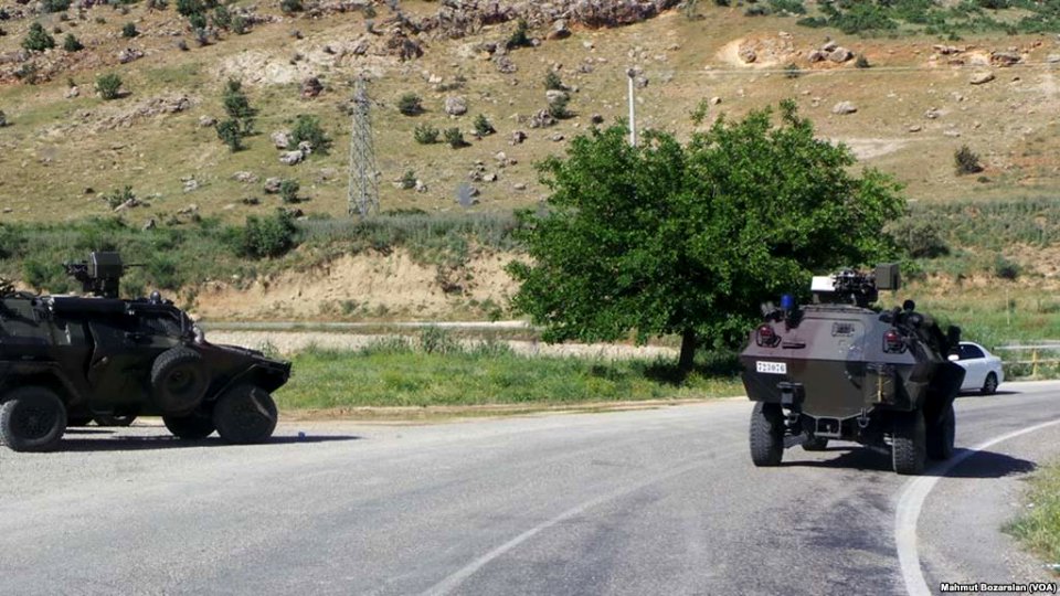 Turkish Army vehicles in Diyarbakır