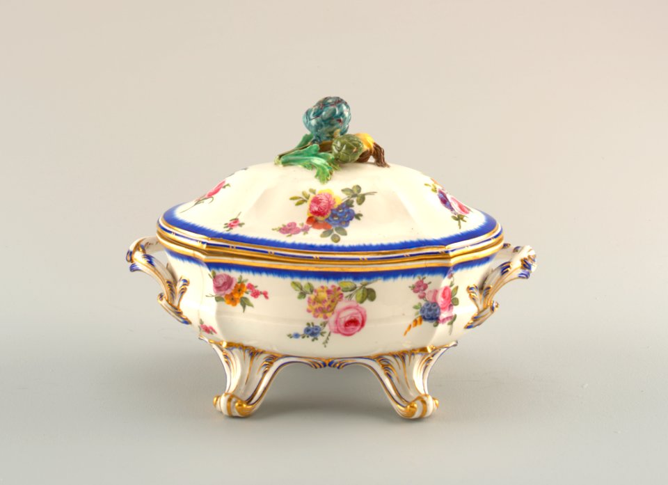 Tureen And Cover (France), ca. 1769 (CH 18493095)
