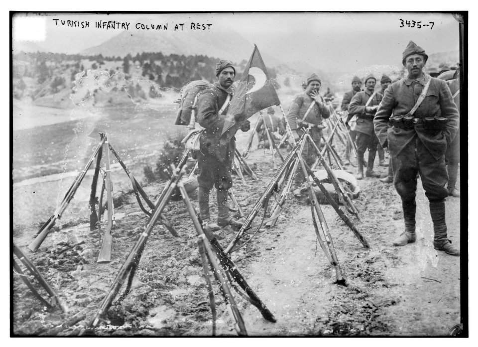 Turkish Infantry Column at rest LCCN2014698745