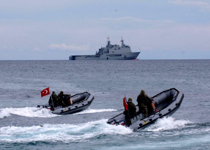 Turkish marines on F470 zodiac boats and Spanish Castilla (L-52)
