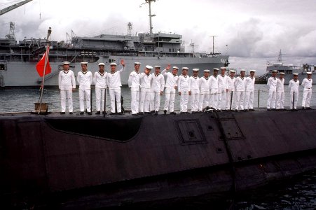 Turkish sailors on Hızırreis (S-342)