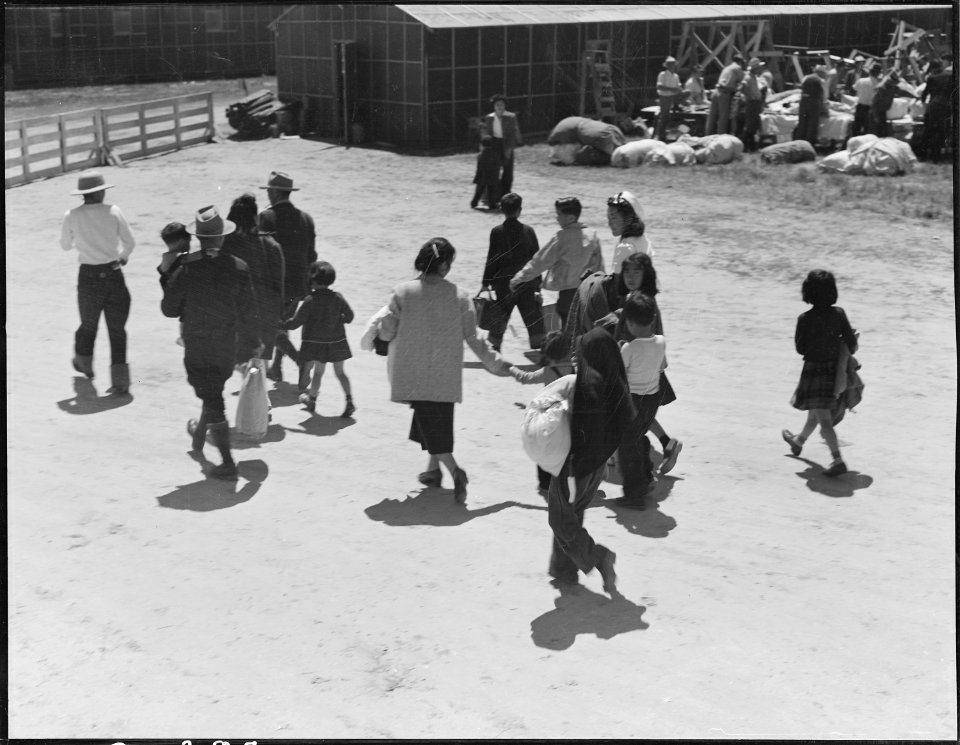 Turlock, California. Families of Japanese ancestry arrived at Turlock Assembly center. Evacuees wi . . . - NARA - 537634