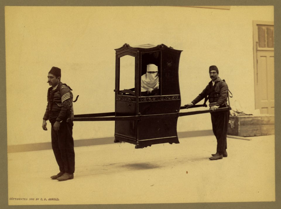 Turkish sedan chair LCCN2003677051