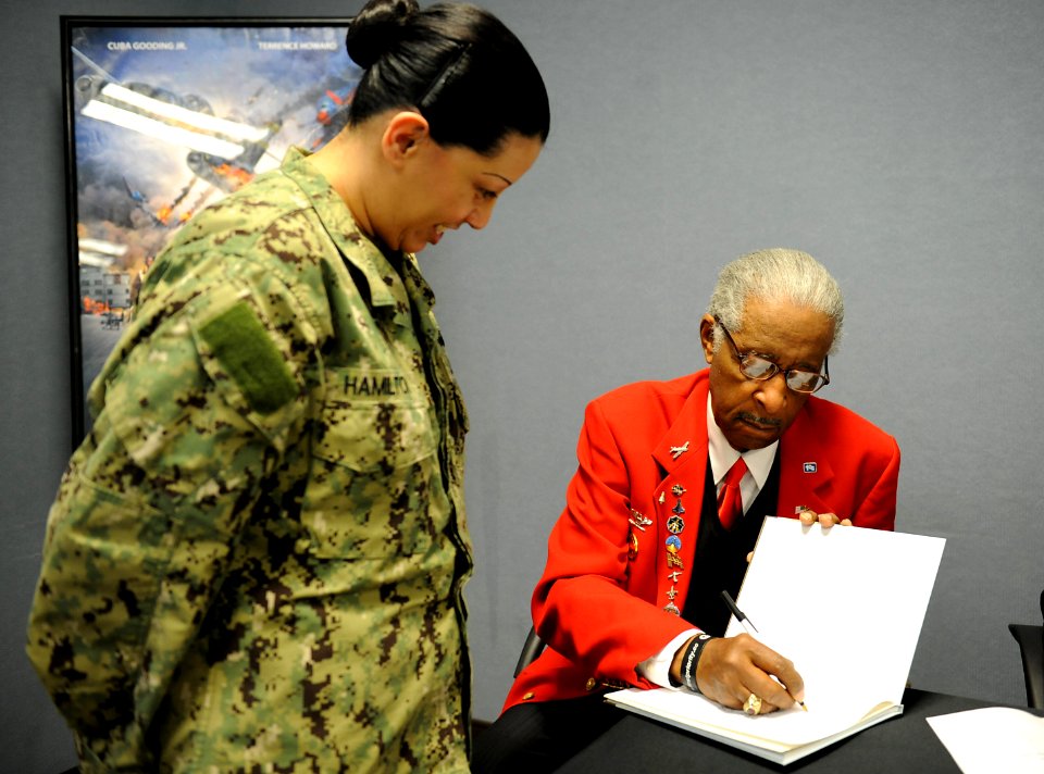 Tuskegee Airman visits JTF-CS for Black History Month celebration 130222-N-VJ282-005