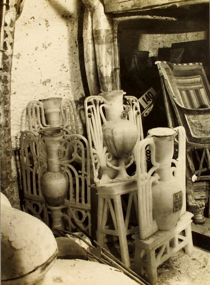 Tutankhamun tomb photographs 2 010