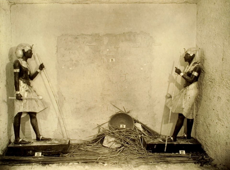 Tutankhamun tomb photographs 4 280
