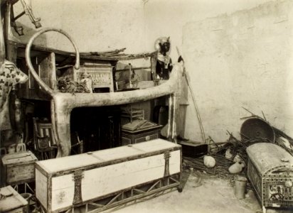 Tutankhamun tomb photographs 2 008
