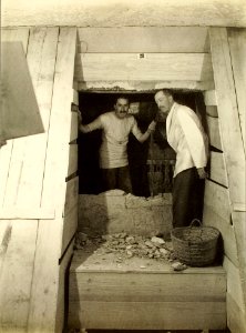 Tutankhamun tomb photographs 4 291