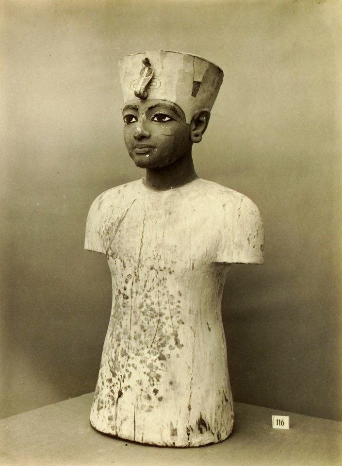 Tutankhamun tomb photographs 4 326
