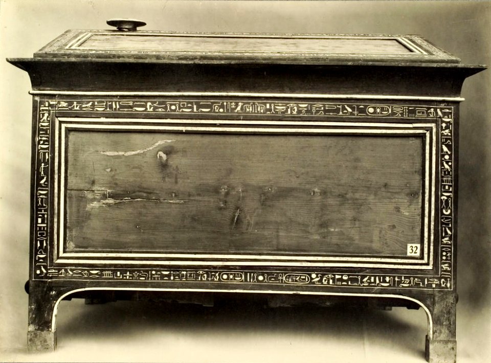 Tutankhamun tomb photographs 3 090