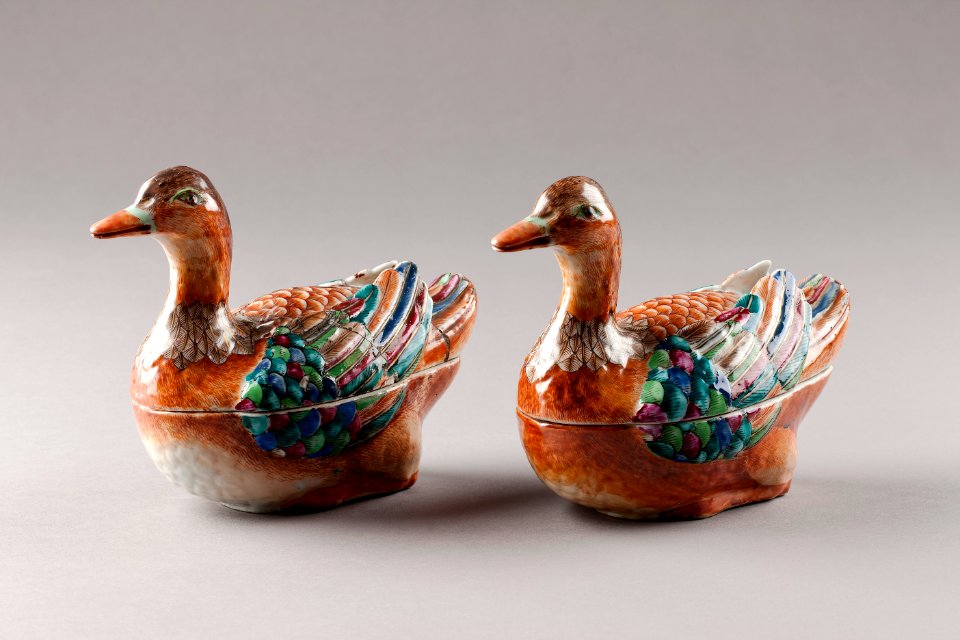 Två terriner från Kina i form av ankor från cirka 1750-1800 - Hallwylska museet - 95448
