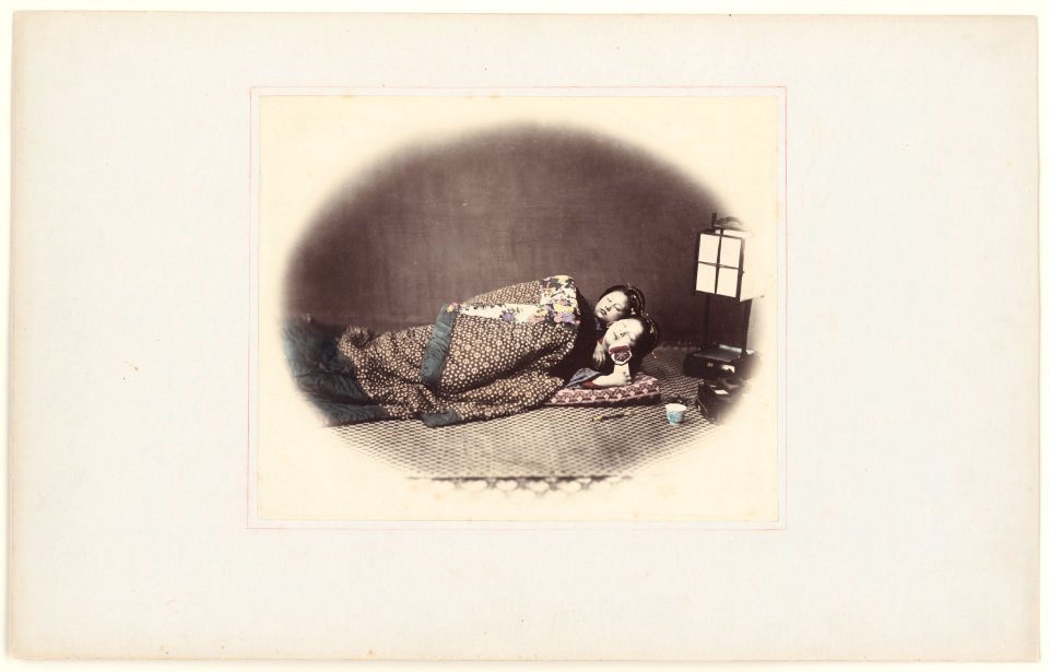 Twee slapende Japanse vrouwen-Rijksmuseum RP-F-F80215