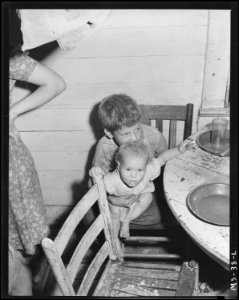 Two children of Ray Ruiexline, miner. Christopher Coal Company, Christopher ^3 Mine, (Formerly Robinson Run ^2)... - NARA - 540234