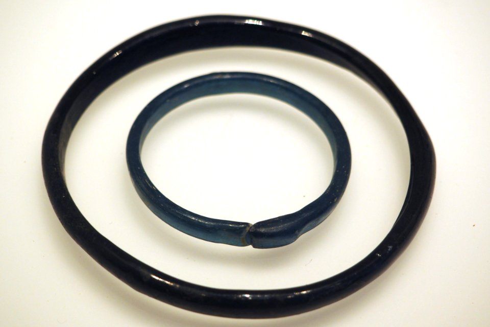 Two bracelets-Inv 010667-Inv 008701-P8190080
