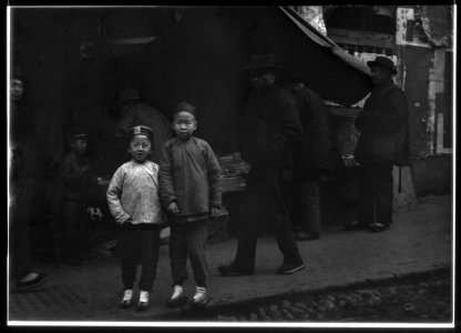Two sheenies, Chinatown, San Francisco LOC agc.7a55026