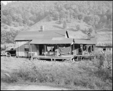 Typical house. This house is about fifty years old. Kentucky Straight Creek Coal Company, Belva Mine, abandoned after... - NARA - 541200 photo