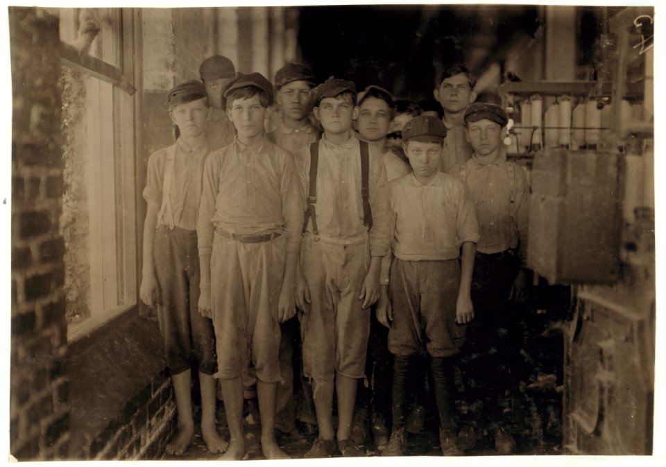 Typical workers in Barker Cotton Mills where good conditions prevail. See Alabama report. LOC nclc.02932