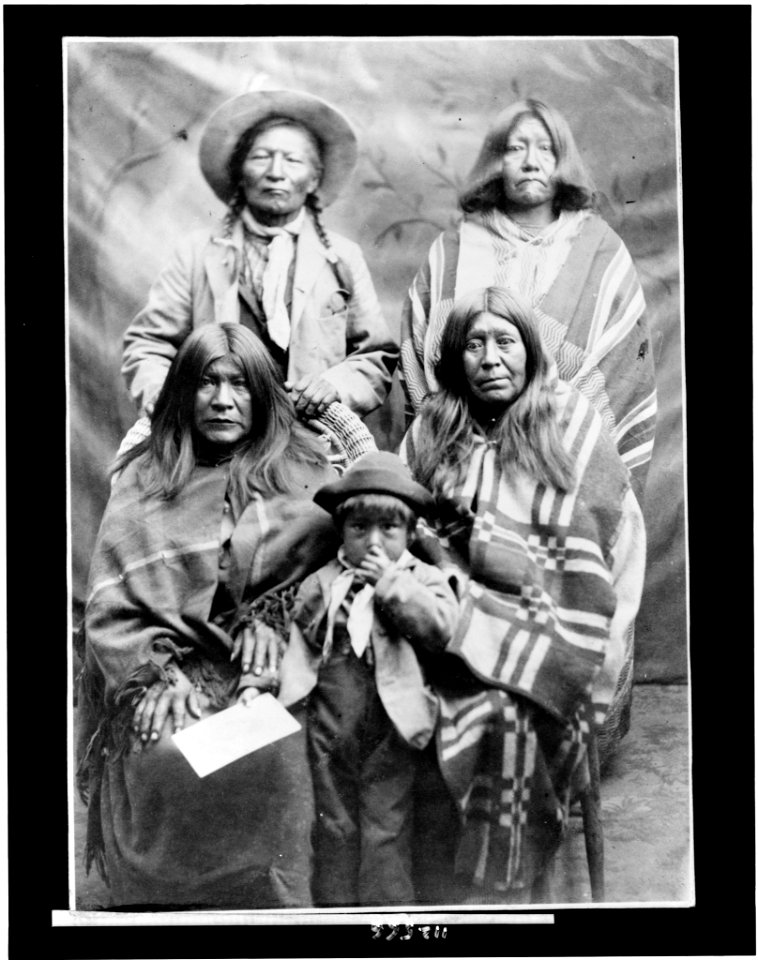 Typical Western family - Samuels & Mays, Meeker, Colo. LCCN94516036