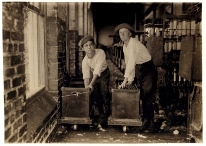 Typical workers in Barker Cotton Mill where good conditions prevail. See Alabama report. LOC cph.3a20810