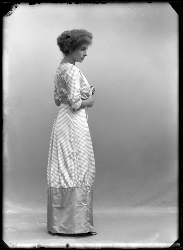 Tyra Zanderholm in Flykten at Dramatiska teatern 1910 - SMV - NZ010