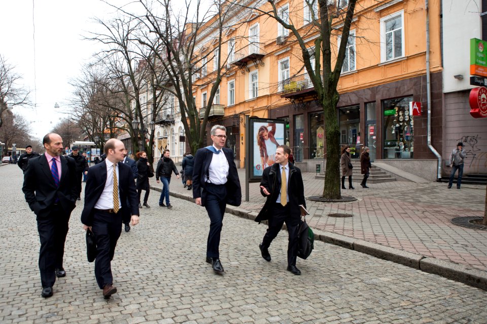 U.S. Ambassador Pyatt visited Odesa, March 24, 2016 (25547716494)