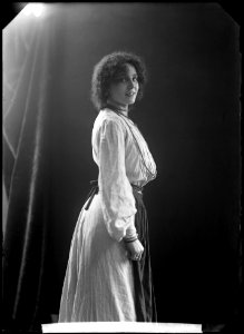 Tyra Zanderholm in Socorros inackorderingar at Dramatiska teatern 1904 - SMV - NZ001