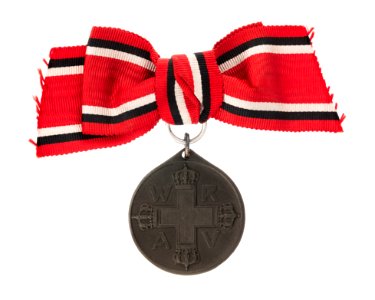 Tysk röda kors-medalj - Hallwylska museet - 110602