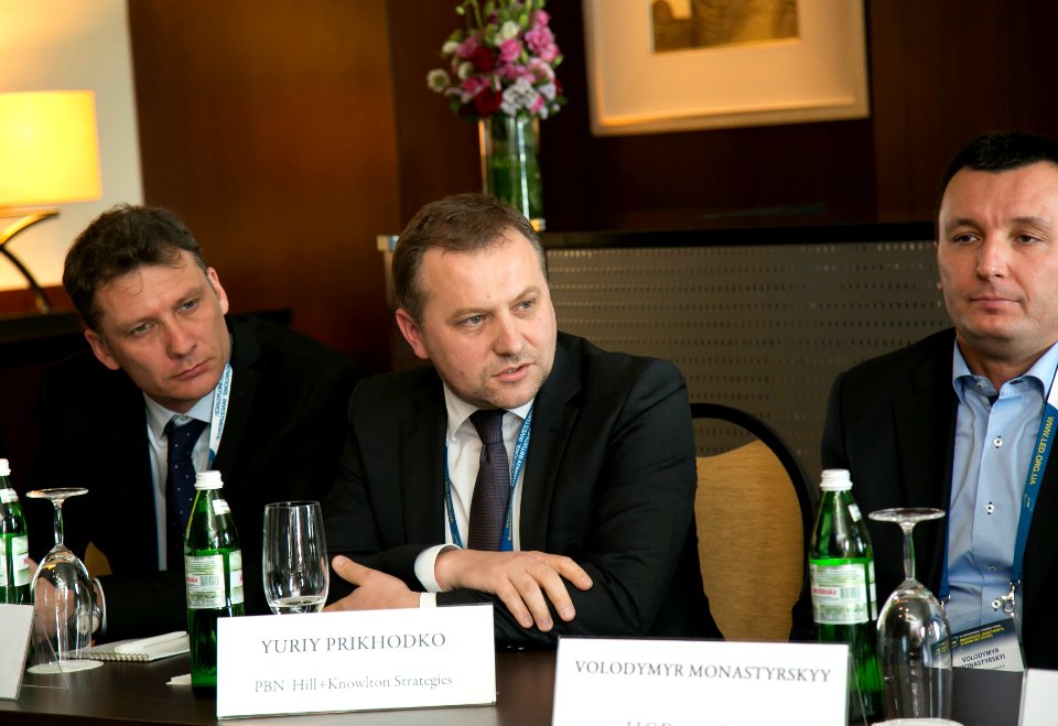 U.S. Ambassador Marie L. Yovanovitch travels to Kharkiv, Roundtable with business and financial leaders, September 23, 2016 (29996319922)