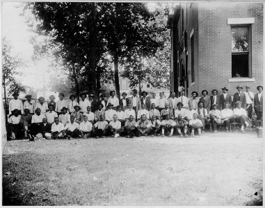 Types of national Army men from El Dorado, Arkansas. Group of National Army men taken from El Dorad . . . - NARA - 533558