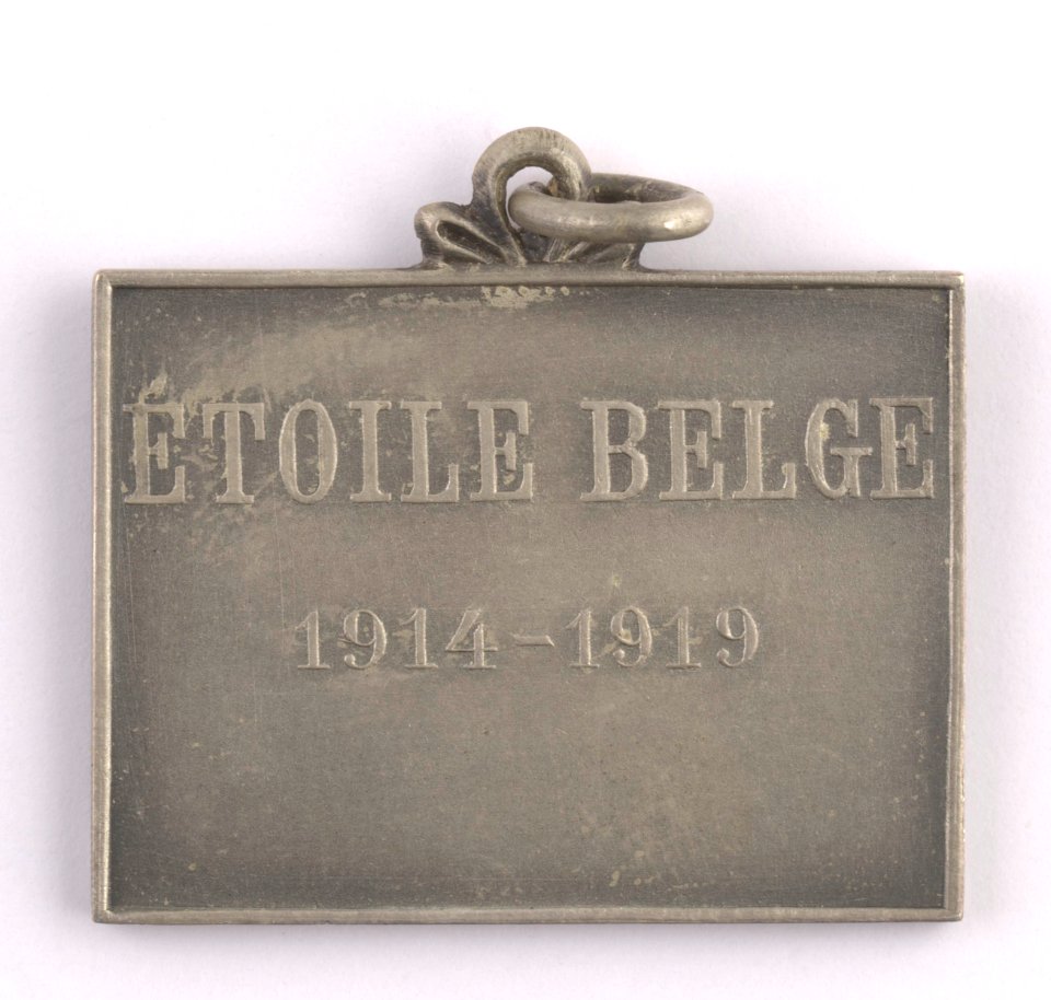 Témoignage de Gratitude Etoile Belge 1914-1919, plaquette by Jacques Marin (1877-1950), Belgium, 1919, Coins and Medals Department of the Royal Library of Belgium, 2Lef87-25 (verso)