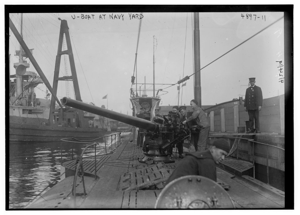 U-Boat at Navy Yard LCCN2014708841