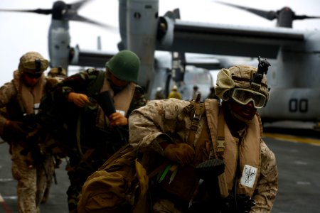 U.S Marines Onload to The USS Wasp for Deployment (27688679903)