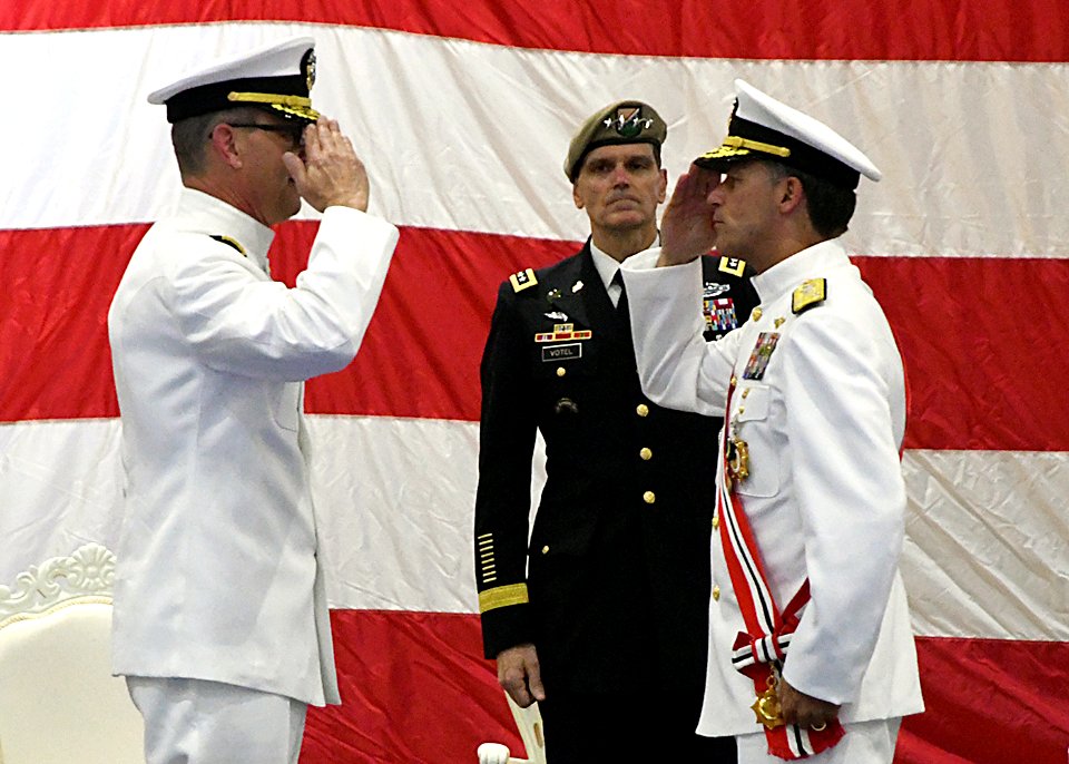 U.S. 5th Fleet Holds Change of Command Ceremony 180506-N-PV215-144B