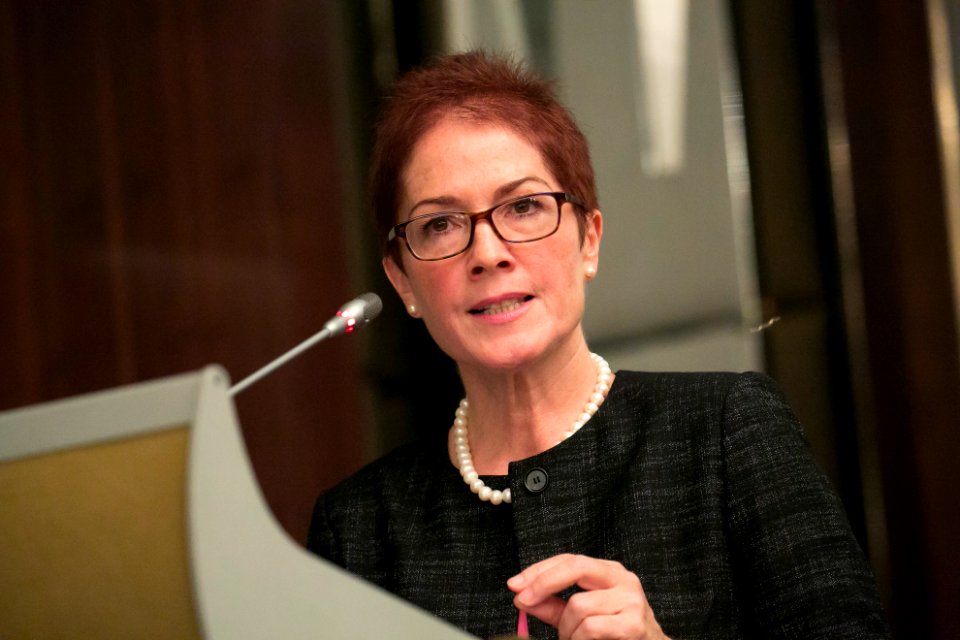 U.S. Ambassador Marie L. Yovanovitch travels to Kharkiv, Kharkiv Investment Forum, September 23, 2016 (29857389470)