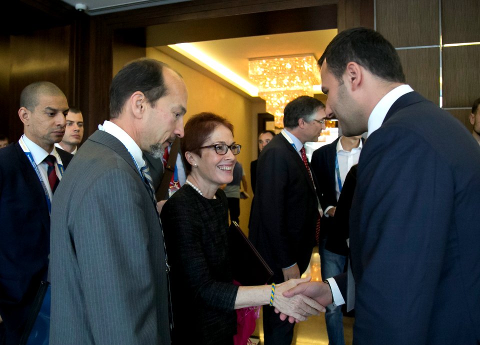 U.S. Ambassador Marie L. Yovanovitch travels to Kharkiv, Kharkiv Investment Forum, September 23, 2016 (29857386540)