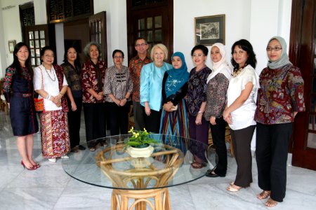U.S. Ambassador Melanne Verveer visits USAID sponsored microfinance project (5784406433)