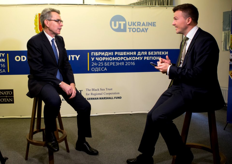 U.S. Ambassador Pyatt visited Odesa, March 24, 2016 (26152470275)