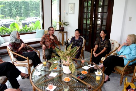 U.S. Ambassador Melanne Verveer visits USAID sponsored microfinance project (5784961656)