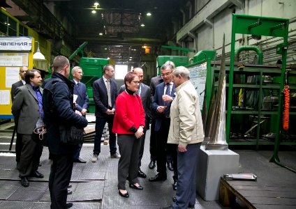 U.S. Ambassador Marie L. Yovanovitch travels to Kharkiv, Tour of Turboatom Generator Production Facility, September 22, 2016 (29856842370)