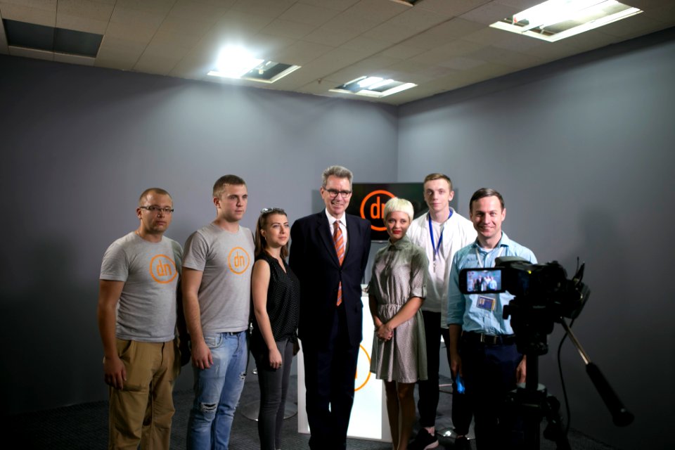 U.S. Ambassador to Ukraine Geoffrey Pyatt and U.S. Ambassador to the OSCE Daniel Baer Travel to Donetsk Oblast, July 30, 2015 (19549298424)